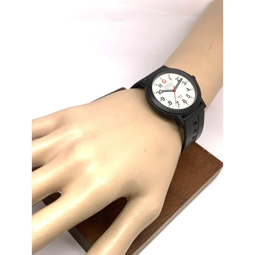 Swiss Military SAK Unisex Watch 092.8307 Swiss Quartz Black Rubber Strap 35mm